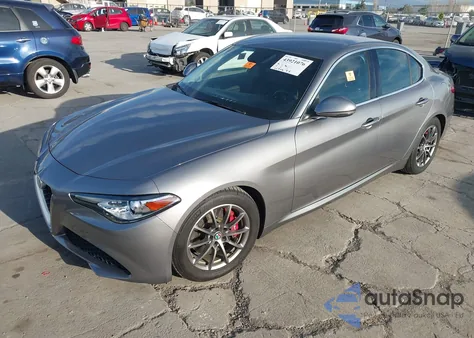 2018 Alfa Romeo Giulia Rwd из США, поврежденный, VIN ZARFAEBN0J7565375